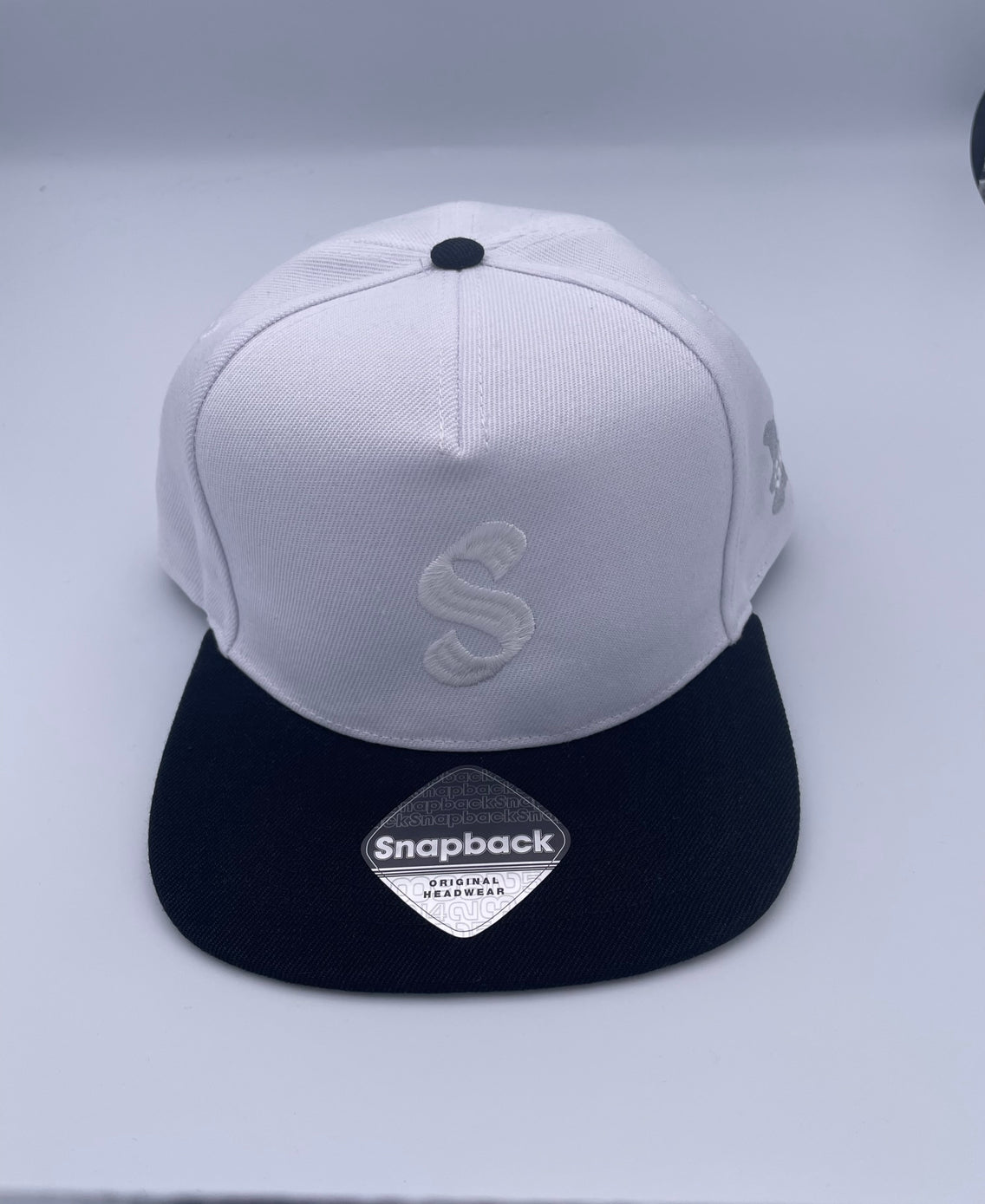 S Logo Snap back cap