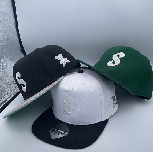 S Logo Snap back cap